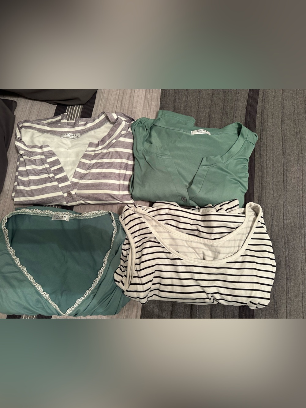 Bundle of 4 nursing nightgowns